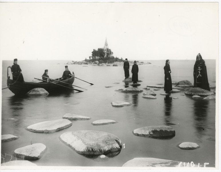 Зачем во время войны корабли 